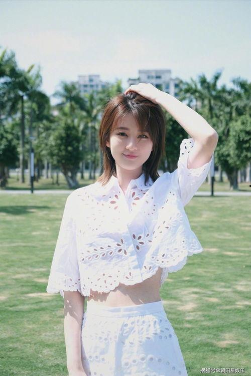 娱乐吃瓜酱和七七