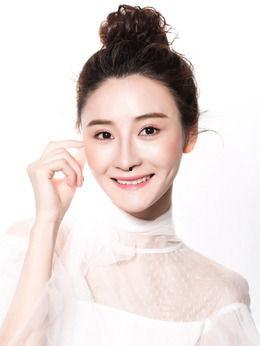 周婷资料,从平凡走向卓越的奋斗历程